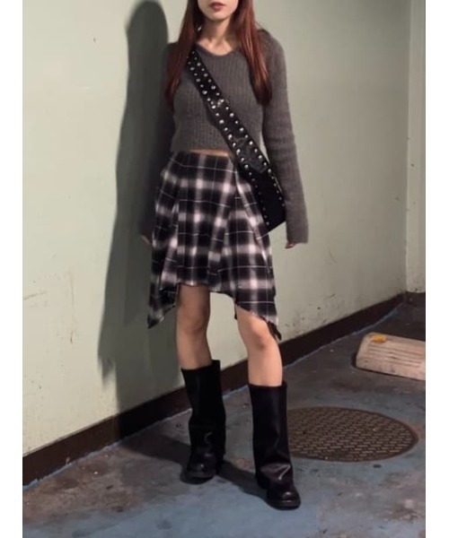 LAGUA GEM（ラグアジェム）の「ASYMMETRY チェックスカート（スカート・レディース・ネイビー/ブラック・SMALL/MEDIUM）」の17枚目の写真