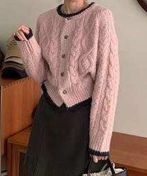 バラボタンバイカラーケーブル編みニットカーディガン