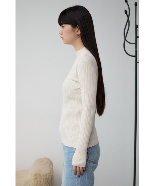 AZUL by moussy(アズールバイマウジー)の「ランダムリブハイネックニットトップス(ニット/セーター・レディース・アイボリー/ブラック/ライム/ピンク/ライトグレー・SMALL/MEDIUM)」の10枚目の写真