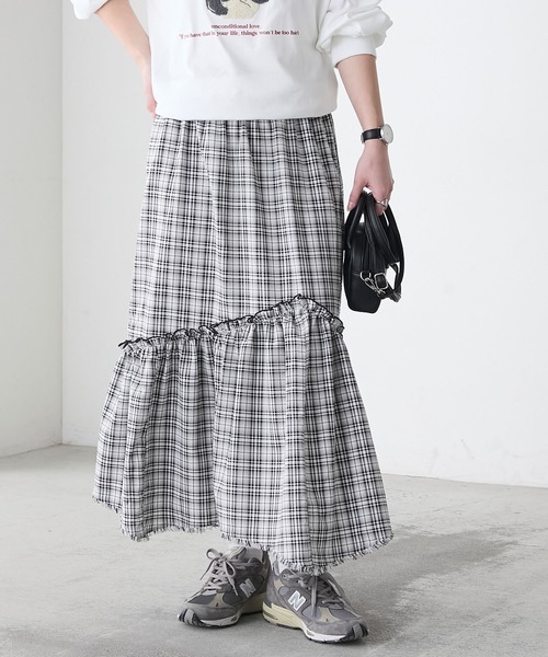 BONLECILL（ボンルシール）の「先染めチェックフリンジアシメスカート（スカート・レディース・レッド/ベージュ/ブラック・FREE）」の5枚目の写真