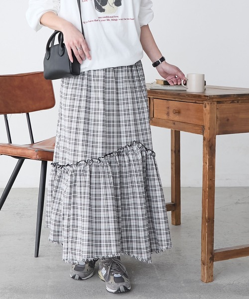 BONLECILL（ボンルシール）の「先染めチェックフリンジアシメスカート（スカート・レディース・レッド/ベージュ/ブラック・FREE）」の11枚目の写真