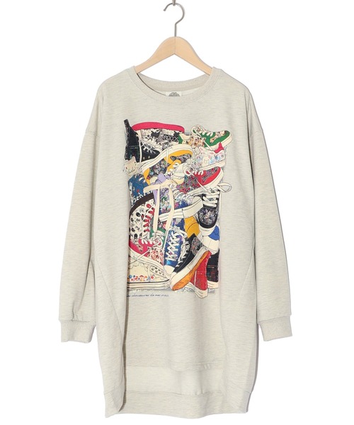 ScoLar（スカラー）の「151626：いろんなシューズ柄チュニック（Tシャツ/カットソー・レディース・オートミール/ブラック・M）」の10枚目の写真