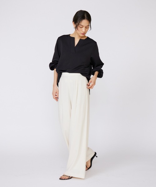 INED（イネド）の「ステファニー イージーワイドパンツ（その他パンツ・レディース・オフホワイト/カーキ/ブラック・7号/9号/11号）」の5枚目の写真