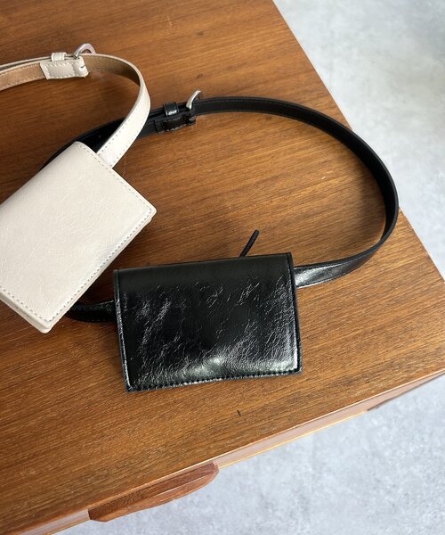 mystic（ミスティック）の「ベルト付きミニポーチ（ベルト・レディース・アイボリー/ブラック・ONE SIZE）」の2枚目の写真
