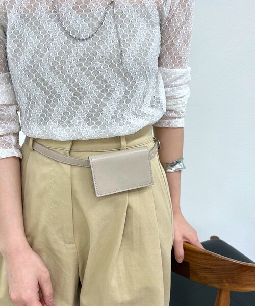 mystic（ミスティック）の「ベルト付きミニポーチ（ベルト・レディース・アイボリー/ブラック・ONE SIZE）」の3枚目の写真