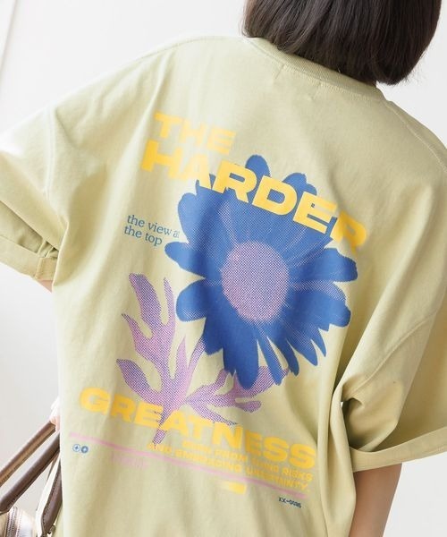 PBLIM（ページボーイリム）の「《UNISEX》ポスターフラワーTシャツ（Tシャツ/カットソー・レディース・オフホワイト/ダークブラウン/ブラック/ライトブルー/ライトグリーン・MEDIUM/LARGE）」の4枚目の写真