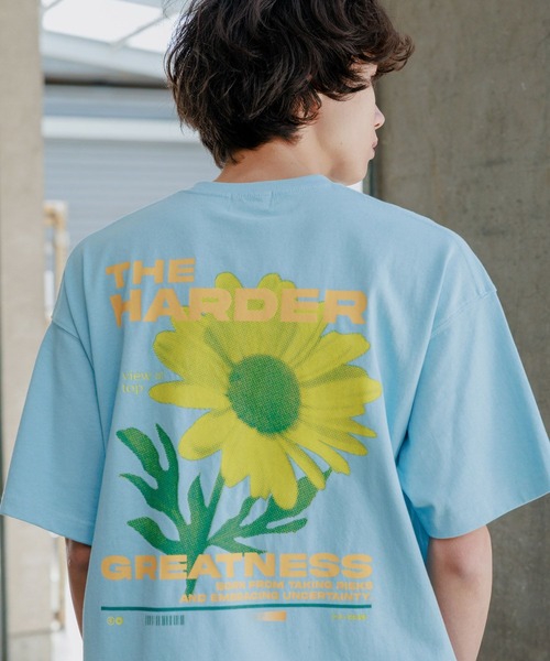 PBLIM（ページボーイリム）の「《UNISEX》ポスターフラワーTシャツ（Tシャツ/カットソー・レディース・オフホワイト/ダークブラウン/ブラック/ライトブルー/ライトグリーン・MEDIUM/LARGE）」の5枚目の写真