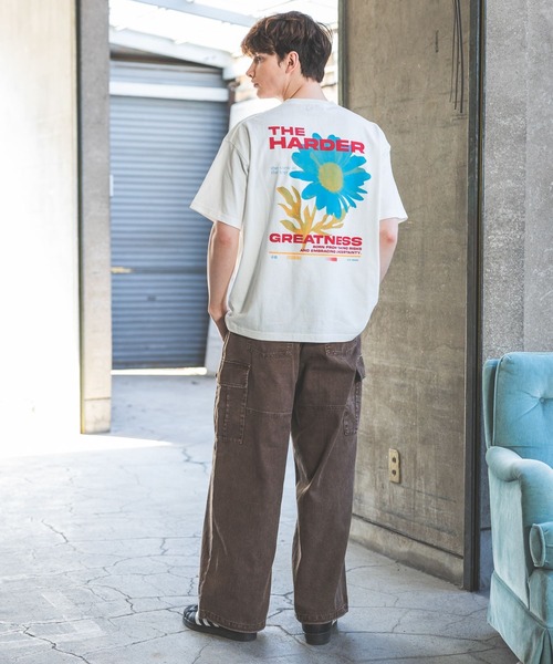 PBLIM（ページボーイリム）の「《UNISEX》ポスターフラワーTシャツ（Tシャツ/カットソー・レディース・オフホワイト/ダークブラウン/ブラック/ライトブルー/ライトグリーン・MEDIUM/LARGE）」の10枚目の写真