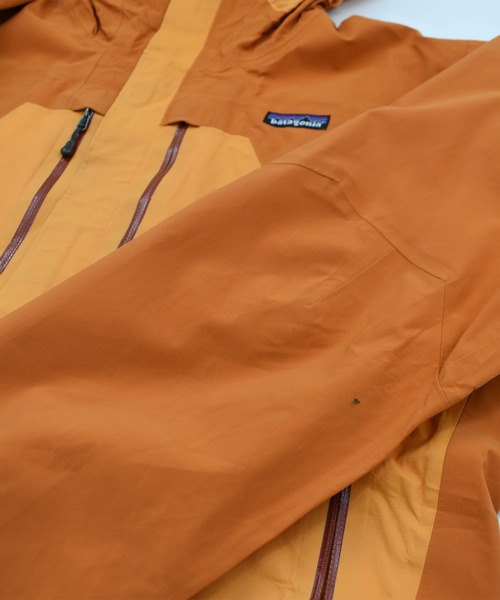 patagonia（パタゴニア）の「【ヴィンテージ古着】patagonia シェルターストーンジャケット（マウンテンパーカー・メンズ・オレンジ・MEDIUM）」の6枚目の写真