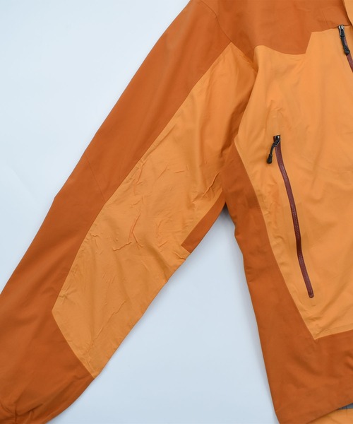 patagonia（パタゴニア）の「【ヴィンテージ古着】patagonia シェルターストーンジャケット（マウンテンパーカー・メンズ・オレンジ・MEDIUM）」の8枚目の写真