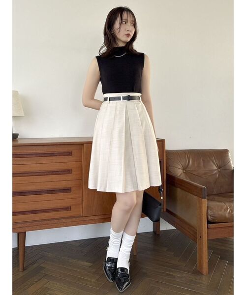 dazzlin(ダズリン)の「HWベルトミディスカート(スカート・レディース・ネイビー/グレー/アイボリー・SMALL/MEDIUM)」の20枚目の写真
