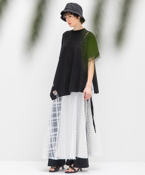 AULA AILA（アウラアイラ）の「シアーアシンメトリーTシャツ（Tシャツ/カットソー・レディース・ブラック/ブルー/オフホワイト・0）」の13枚目の写真