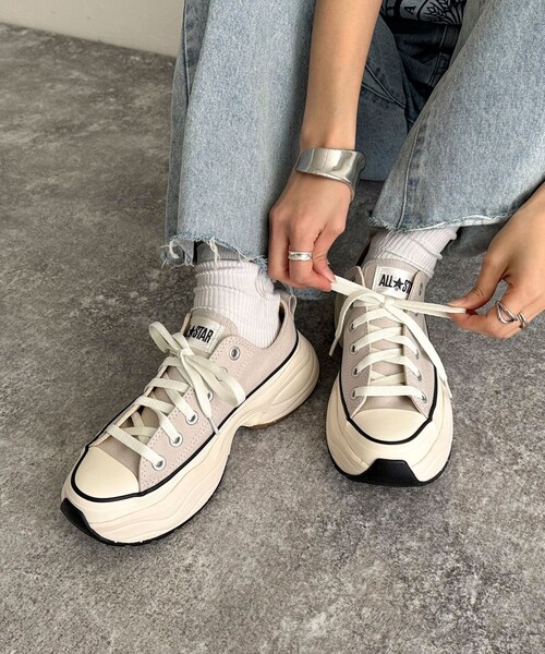 AVANT CONVERSE（アヴァンコンバース）の「【CONVERSE/コンバース】オールスターサージトレーナーOX（スニーカー・レディース・ライトグレー・24.5/23.5）」の2枚目の写真