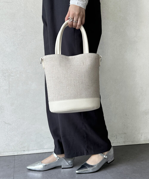 Chez toi（シェトワ）の「綿麻バケツショルダー（トートバッグ・レディース・ブラック/アイボリー/ブラウン・FREE）」の12枚目の写真