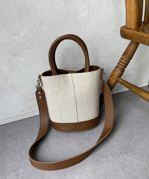 Chez toi（シェトワ）の「綿麻バケツショルダー（トートバッグ・レディース・ブラック/アイボリー/ブラウン・FREE）」の20枚目の写真