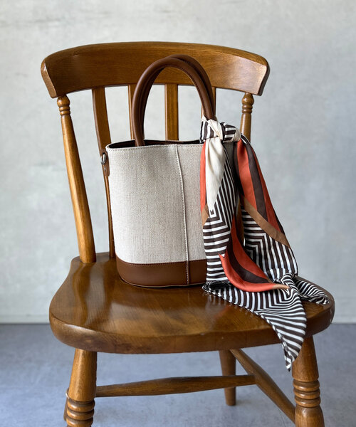 Chez toi（シェトワ）の「綿麻バケツショルダー（トートバッグ・レディース・ブラック/アイボリー/ブラウン・FREE）」の22枚目の写真