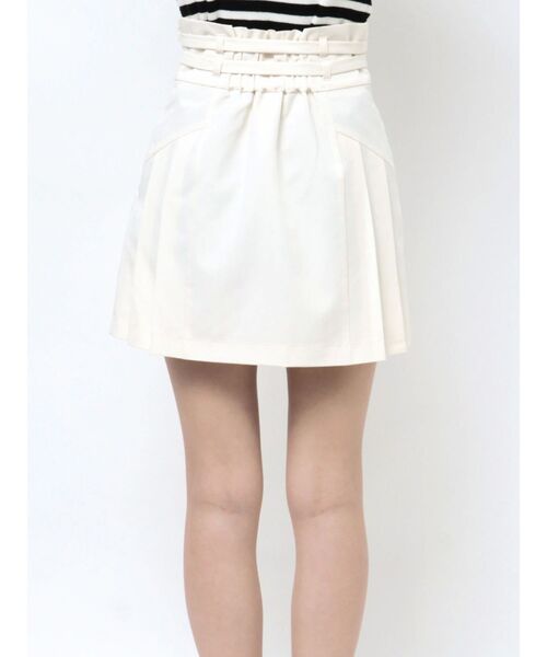 dazzlin(ダズリン)の「サイドプリーツミニスカート(スカート・レディース・アイボリー/チャコールグレー・SMALL/MEDIUM)」の18枚目の写真