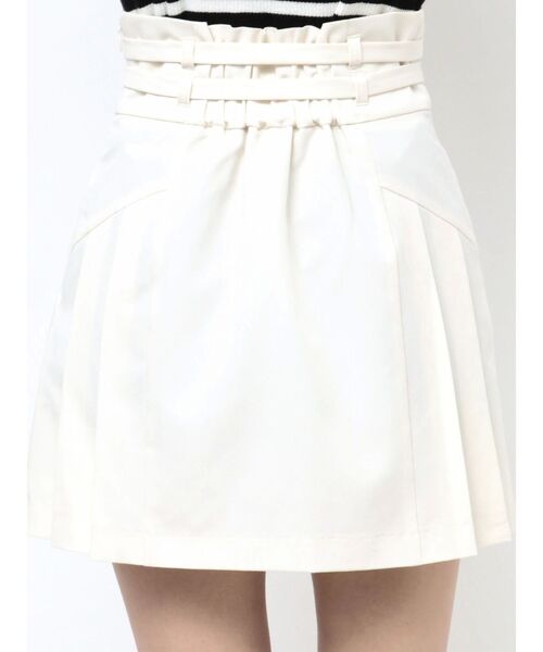 dazzlin(ダズリン)の「サイドプリーツミニスカート(スカート・レディース・アイボリー/チャコールグレー・SMALL/MEDIUM)」の19枚目の写真