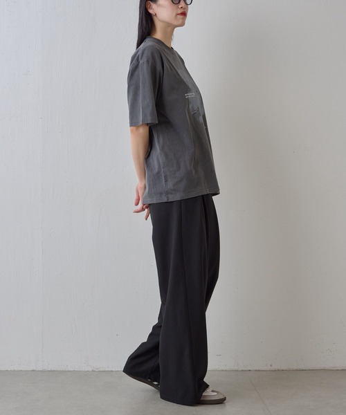 COLONY 2139（コロニートゥーワンスリーナイン）の「ピグメント加工レディプリントTシャツ（Tシャツ/カットソー・メンズ・ブラック/オリーブ・MEDIUM/LARGE）」の8枚目の写真