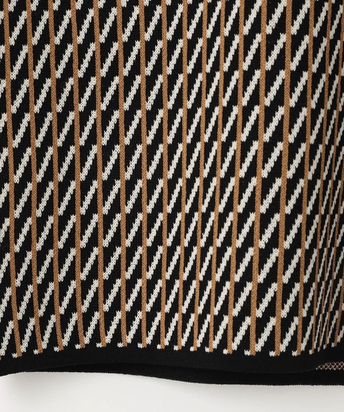 LOWRYS FARM（ローリーズファーム）の「ＪＱＤニットタンク　309014（タンクトップ・レディース・アイボリー/ブラック・FREE）」の3枚目の写真