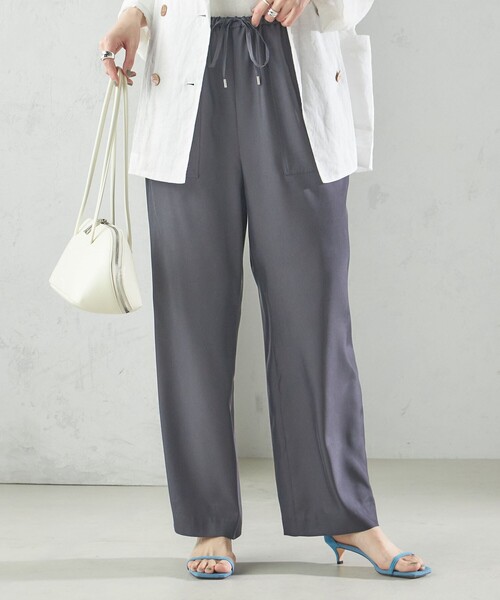 SHIPS(シップス)の「〈手洗い可能〉キュプラ混 ツイル ポケット パンツ(その他パンツ・レディース・ライトカーキ/ダークグレー・36/38)」の11枚目の写真