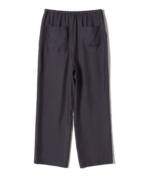 SHIPS(シップス)の「〈手洗い可能〉キュプラ混 ツイル ポケット パンツ(その他パンツ・レディース・ライトカーキ/ダークグレー・36/38)」の16枚目の写真