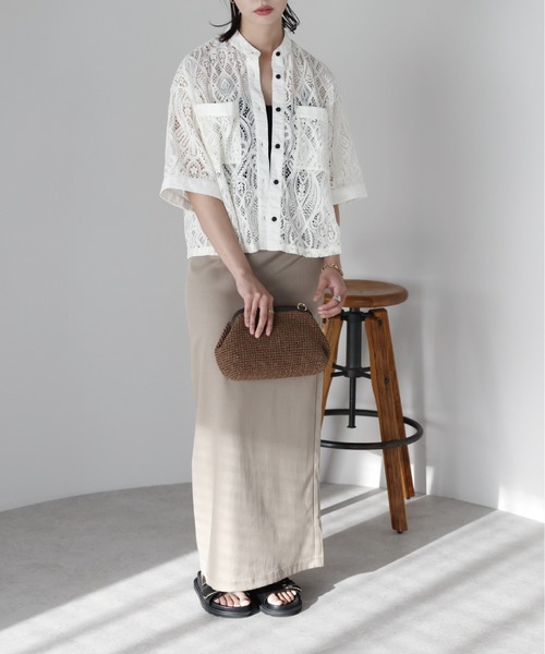 SOTT(ソット)の「Cropped lace shirt バンドカラークロップドレースシャツ(シャツ/ブラウス・レディース・ブラック/オフホワイト・FREE)」の16枚目の写真