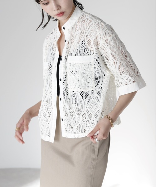 SOTT(ソット)の「Cropped lace shirt バンドカラークロップドレースシャツ(シャツ/ブラウス・レディース・ブラック/オフホワイト・FREE)」の19枚目の写真