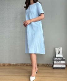 一枚で夏服が可愛くなるミモレ丈リゾートワンピース