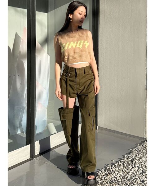 GYDA（ジェイダ）の「SIDE CUTデザインカーゴカラーワイドパンツ（その他パンツ・レディース・カーキ/スカイブルー/ブラック・MEDIUM/SMALL）」の6枚目の写真