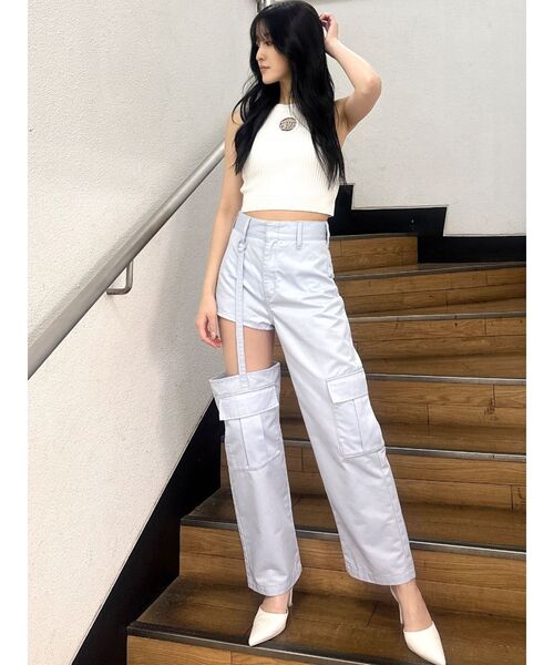 GYDA（ジェイダ）の「SIDE CUTデザインカーゴカラーワイドパンツ（その他パンツ・レディース・カーキ/スカイブルー/ブラック・MEDIUM/SMALL）」の9枚目の写真