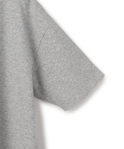 anyfee（エニフィー）の「【anyfee/プラスサイズ】裾ラウンド半袖Tシャツ（吸水速乾・UV対策・接触冷感）（Tシャツ/カットソー・レディース・チャコール/ブラック/杢グレー/ホワイト・4L/3L/LL/5L）」の8枚目の写真