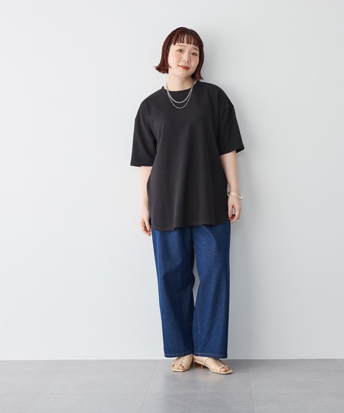 anyfee（エニフィー）の「【anyfee/プラスサイズ】裾ラウンド半袖Tシャツ（吸水速乾・UV対策・接触冷感）（Tシャツ/カットソー・レディース・チャコール/ブラック/杢グレー/ホワイト・4L/3L/LL/5L）」の20枚目の写真