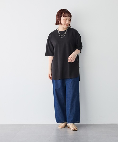 anyfee（エニフィー）の「【anyfee/プラスサイズ】裾ラウンド半袖Tシャツ（吸水速乾・UV対策・接触冷感）（Tシャツ/カットソー・レディース・チャコール/ブラック/杢グレー/ホワイト・4L/3L/LL/5L）」の21枚目の写真