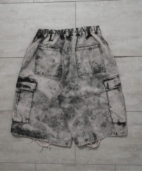 Starting Over（スターティングオーバー）の「damage wide cargo bermuda shorts/ダメージ ワイド カーゴ  バミューダショーツ（カーゴパンツ・メンズ・ブラック/グレー・L/M）」の13枚目の写真