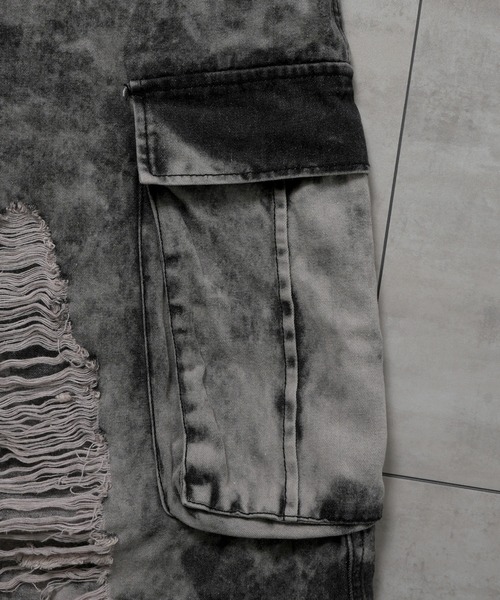 Starting Over（スターティングオーバー）の「damage wide cargo bermuda shorts/ダメージ ワイド カーゴ  バミューダショーツ（カーゴパンツ・メンズ・ブラック/グレー・L/M）」の18枚目の写真
