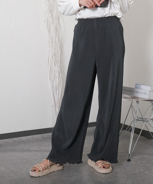 libelle more(リベル モア)の「<美脚>セミワイドパンツ プリーツパンツ【無地】(その他パンツ・レディース・アイボリー/ミント/ラベンダー/チャコール/グレイッシュベージュ/ブラック・M)」の3枚目の写真