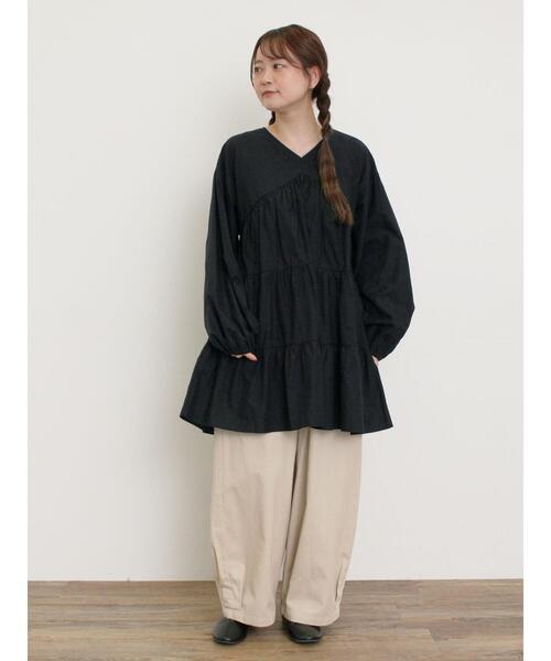 Samansa Mos2（サマンサ モスモス）の「ティアードVネックチュニック（シャツ/ブラウス・レディース・ブラック/ブルー/オフホワイト/ピンク・F）」の22枚目の写真