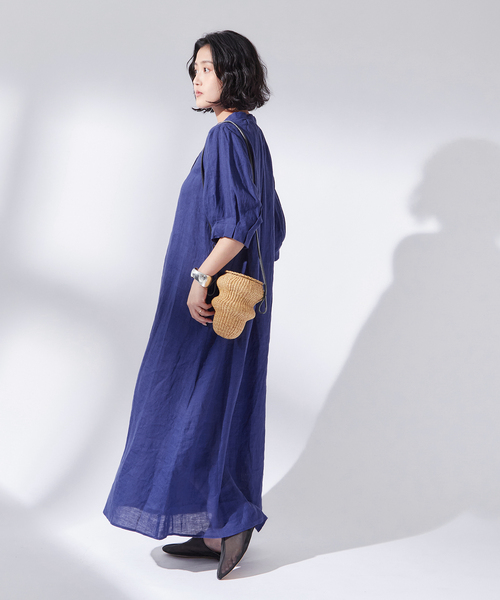 journal standard L'essage(ジャーナルスタンダードレサージュ)の「リネンタックスリーブワンピース(ワンピース・レディース・ブルー/ブラック/ブラウン・38/36)」の14枚目の写真