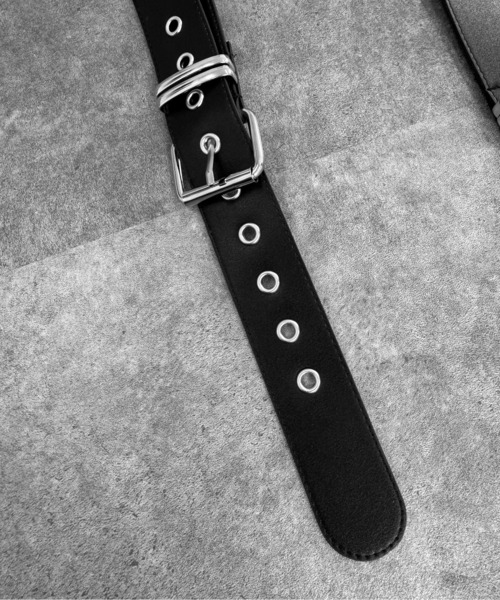 LVEU.（ラブユ.）の「【LVEU.】シンメトリーバックルベルト / ベルト グッズ 服飾雑貨 フェイクレザー ダブルバックル シンメトリー ハトメ ブラック（ベルト・レディース・ブラック・FREE）」の14枚目の写真