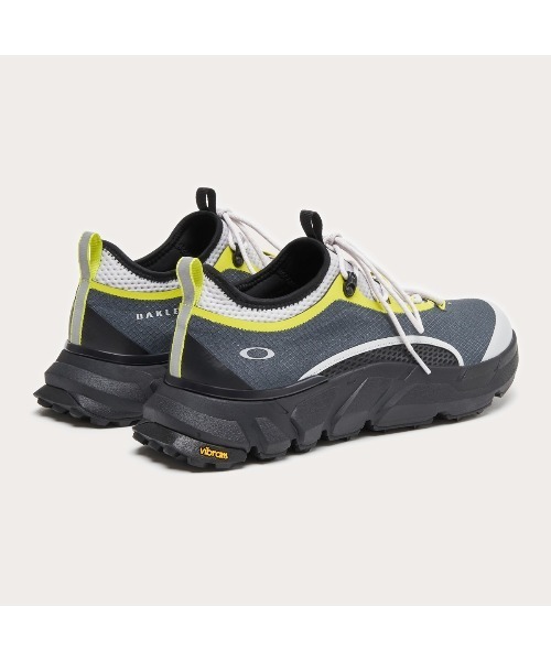 OAKLEY Light Shield（オークリー ライト シールド）（スニーカー