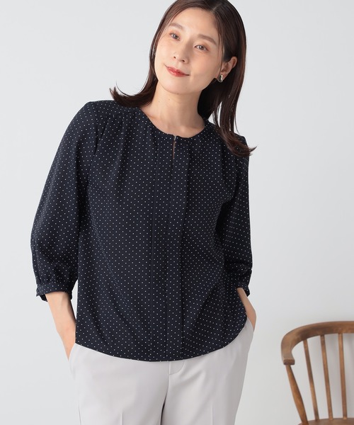 GALLORIA(ギャローリア)の「オフィススタイルにおすすめ パーツ付きブラウス(シャツ/ブラウス・レディース・ホワイト/サックスブルー/ネイビー・LL/S/M/L)」の9枚目の写真