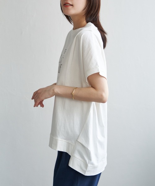 ikka(イッカ)の「【親子コーデ】ロゴフォトプリントチュニックT(Tシャツ/カットソー・レディース・ベージュ/ブラック/オフホワイト/モカ・S/L/M)」の18枚目の写真