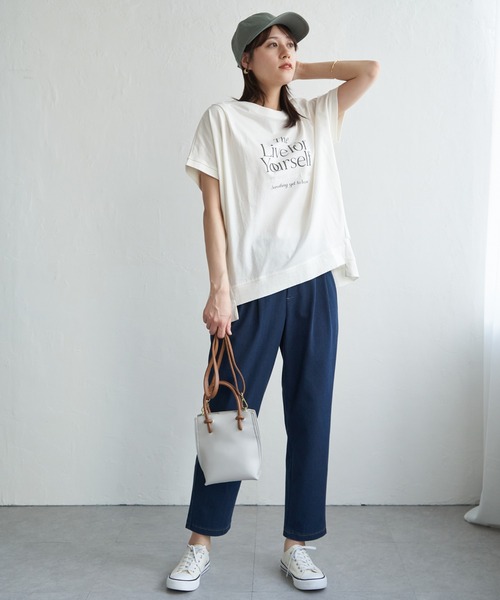 ikka(イッカ)の「【親子コーデ】ロゴフォトプリントチュニックT(Tシャツ/カットソー・レディース・ベージュ/ブラック/オフホワイト/モカ・S/L/M)」の7枚目の写真