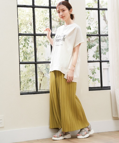 ikka(イッカ)の「【親子コーデ】ロゴフォトプリントチュニックT(Tシャツ/カットソー・レディース・ベージュ/ブラック/オフホワイト/モカ・S/L/M)」の9枚目の写真