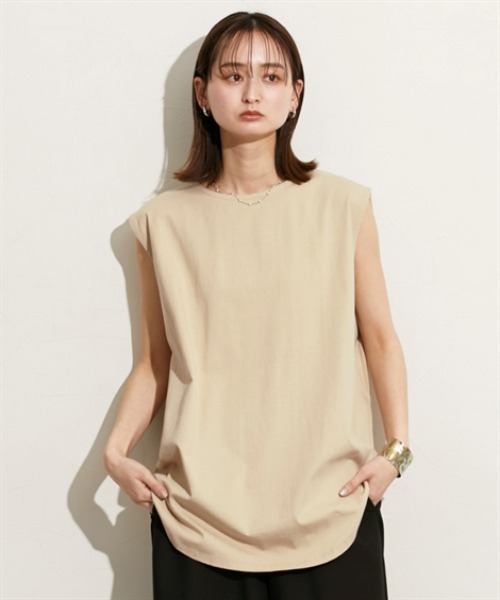 nissen(ニッセン)の「レイヤードにもOK お尻すっぽりロング丈タンクトップ(Tシャツ/カットソー・レディース・ベージュ/オフホワイト/杢グレー/ブラック・S~M/L~LL)」の4枚目の写真