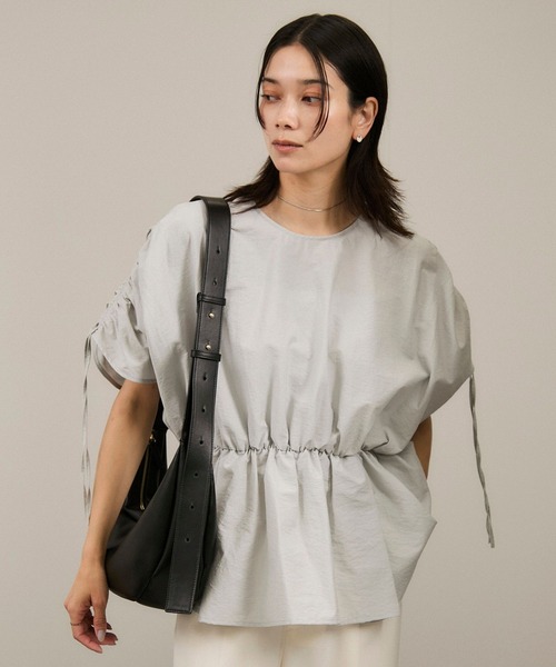 SALON adam et rope'(サロン アダム エ ロペ)の「【WEB限定】スプリットレザームーンショルダー(ショルダーバッグ・レディース・ダークブラウン/オフホワイト/ブラック・FREE)」の8枚目の写真