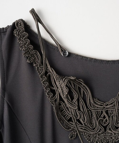 【MURRAL/ミューラル】ヴァイン エンブロイダードジャージードレス グレー MURRAL/ミューラル】Vine embroidered jersey dress/ヴァイン