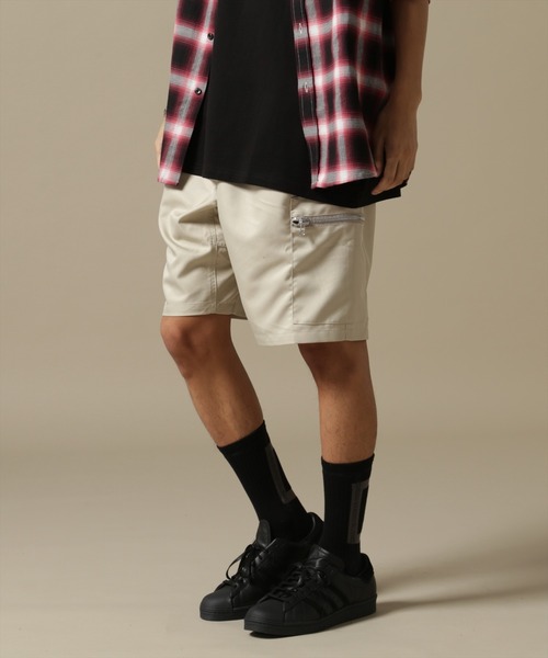 DANKE SCHON(ダンケシェーン)の「【WEB&DEPOT限定】DankeSchon/PT TWILL ZIPCARGO SHORTS(カーゴパンツ・メンズ・ホワイト/ベージュ・M/L)」の2枚目の写真