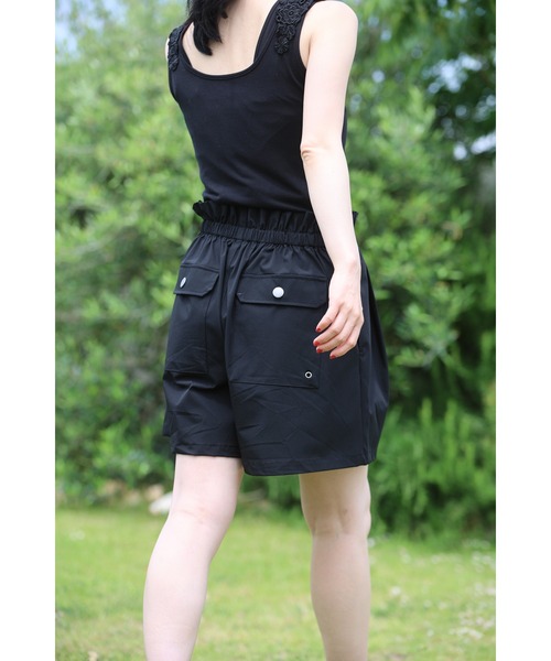 cawaii(カワイイ)の「水辺も街も。あれこれ気にしないラッシュガードショートパンツ(その他パンツ・レディース・チャコールグレー/ブラック・FREE)」の9枚目の写真